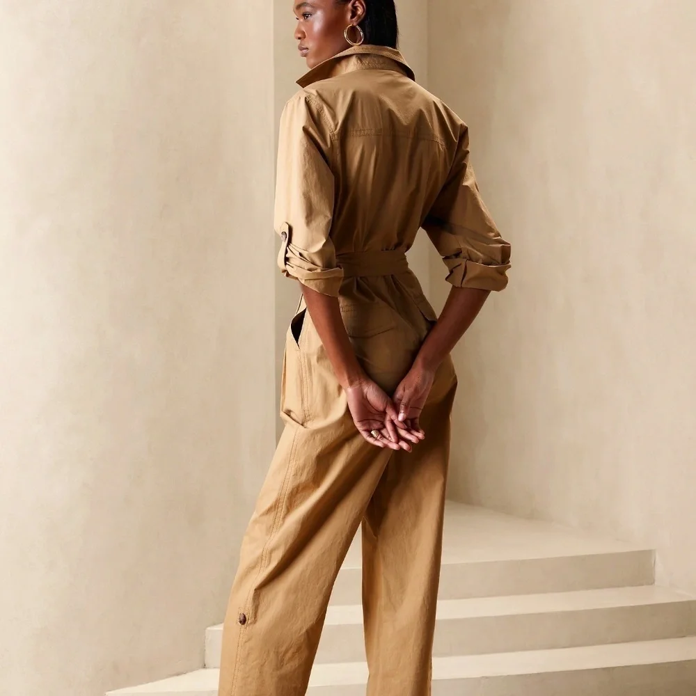 Lightweight Banana Republic Poplin Jumpsuit NWT - Picture 3 of 8